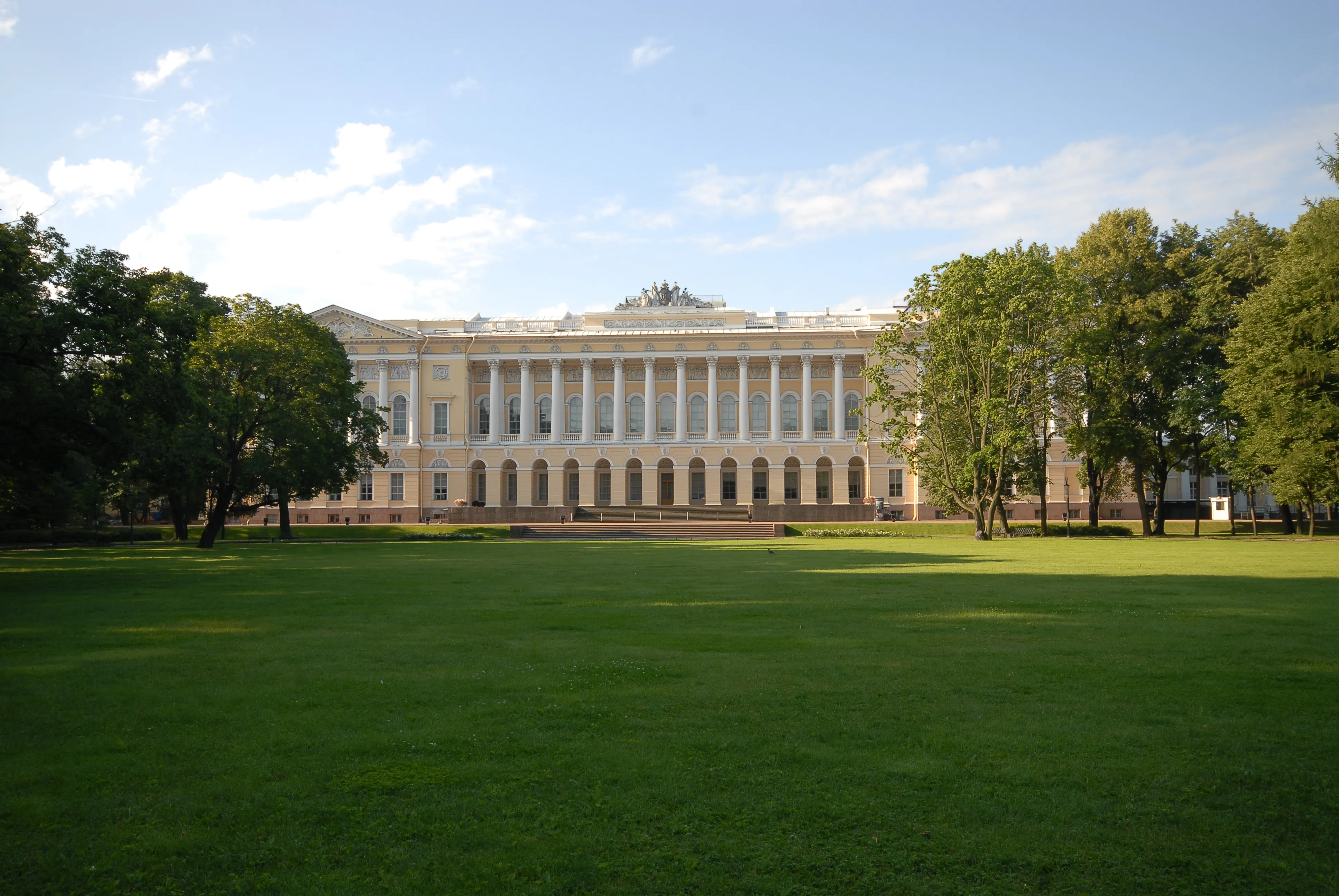 Northern facade. View from the Mikhailovsky Garden