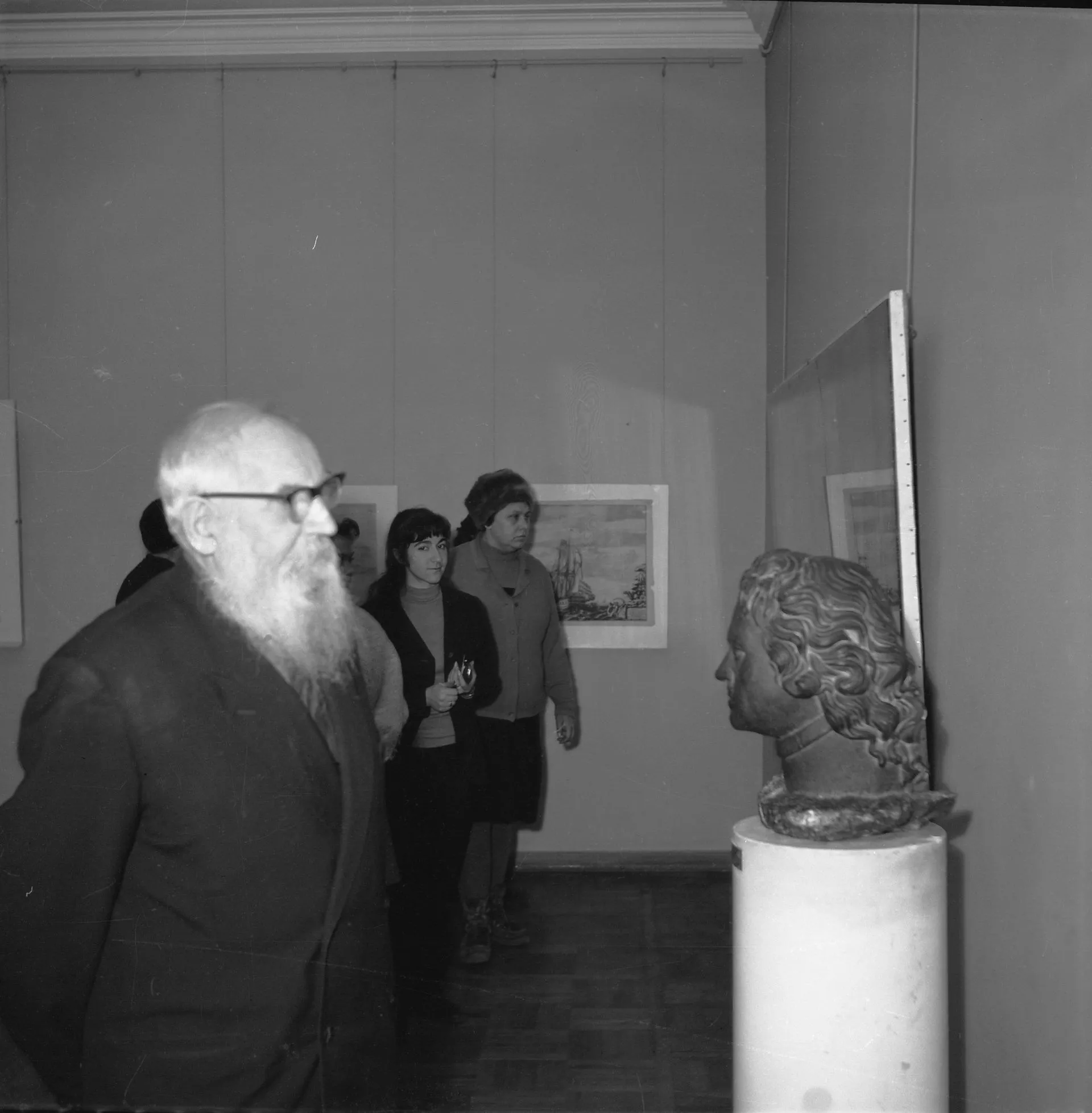 Grigory Presnov at the opening of the exhibition Petrine Engraving at the Russian Museum. February 1972