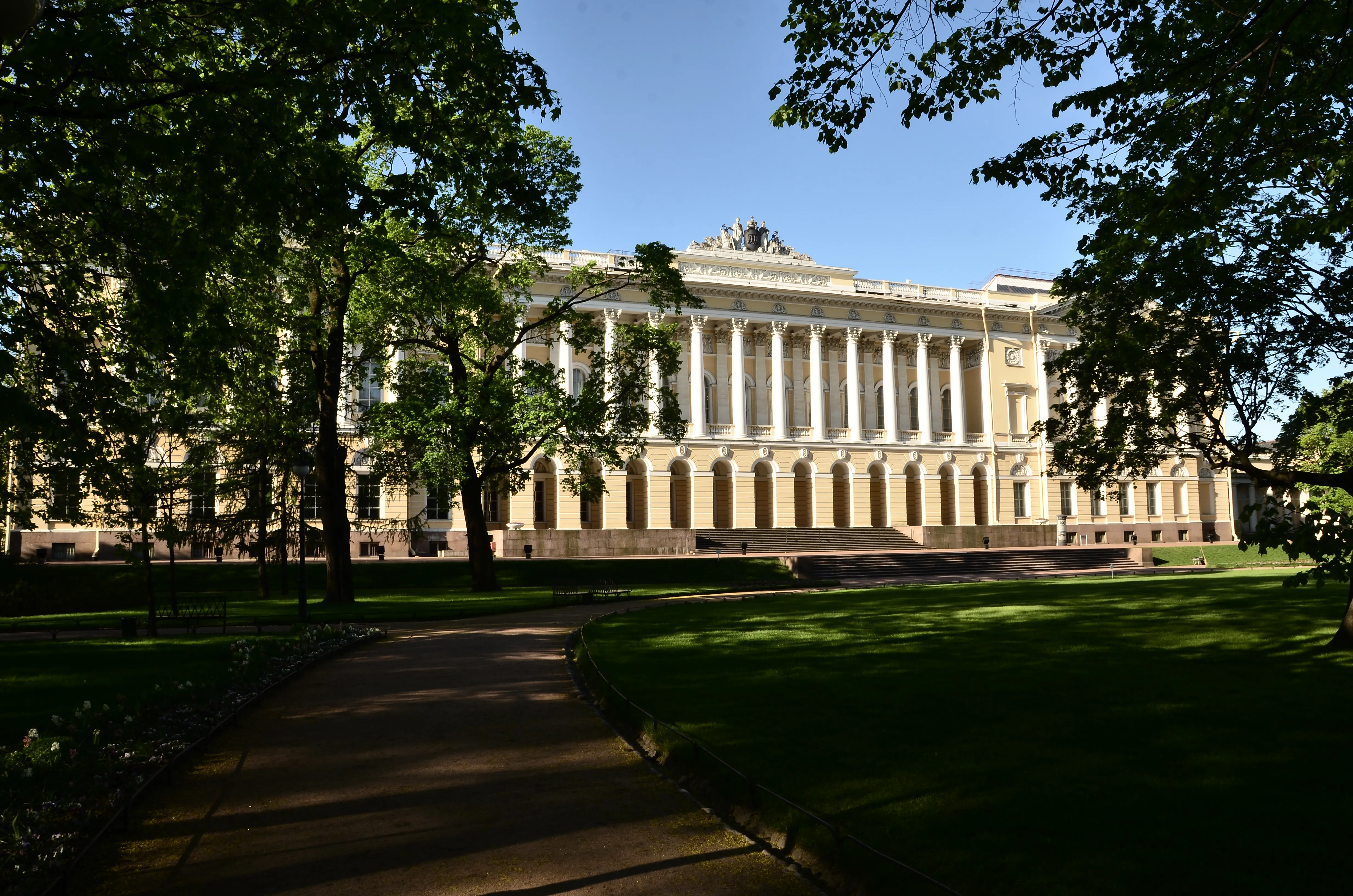 Northern facade. View from the Mikhailovsky Garden