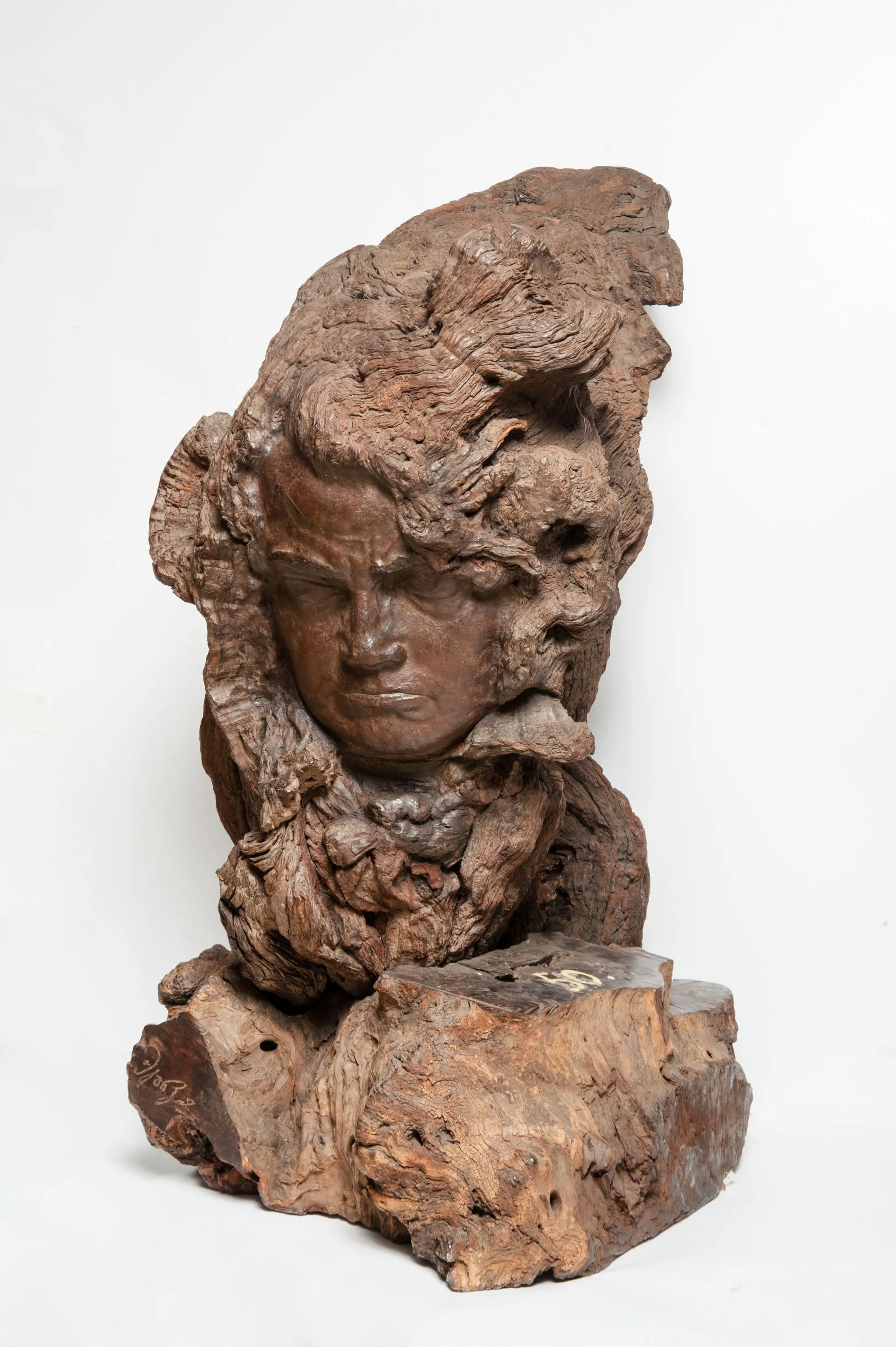 Stepan Erzya. Ludwig van Beethoven. 1929. Quebracho wood